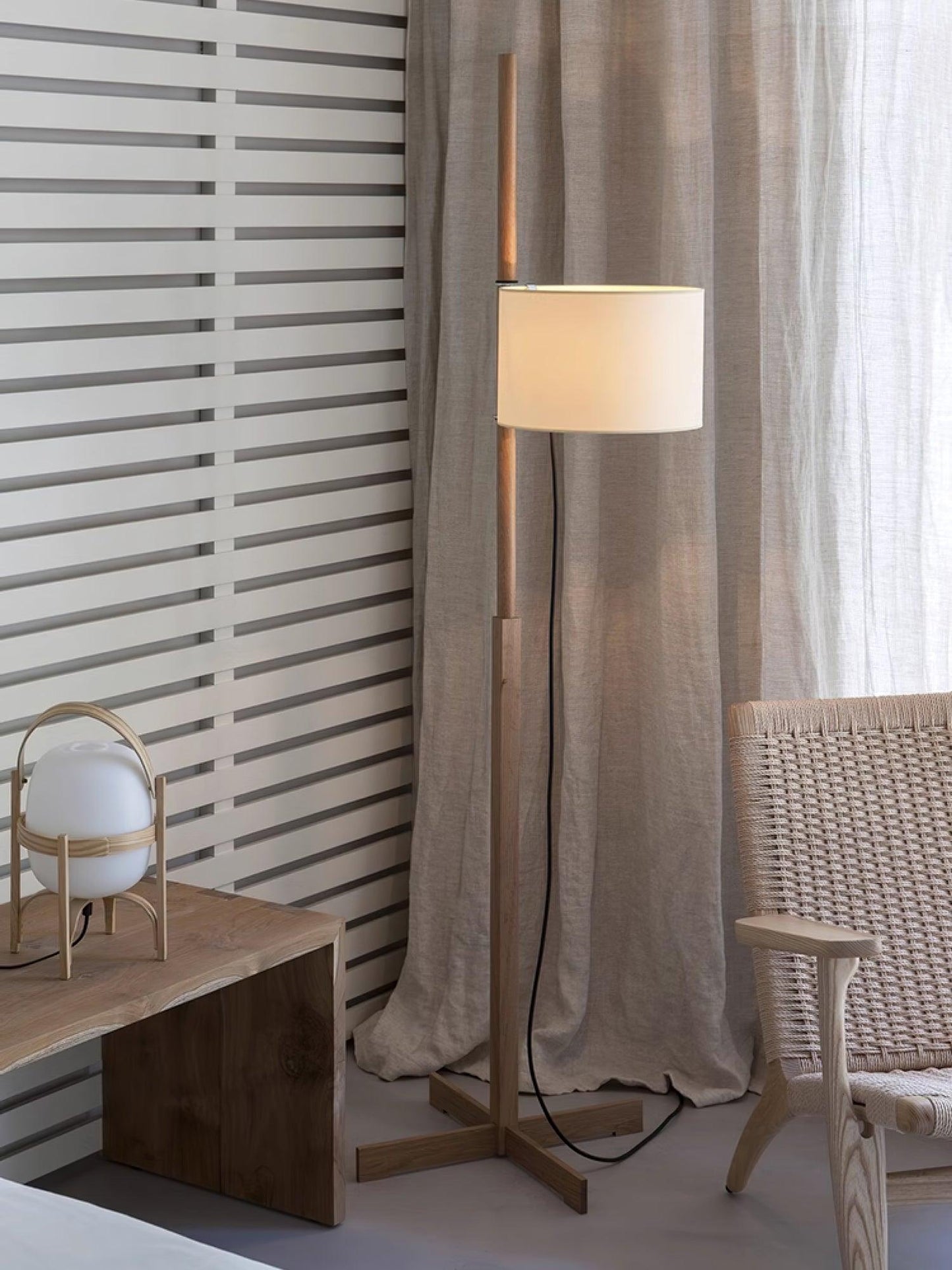 Svelte Silhouette Reading Lamp Floor Lamp