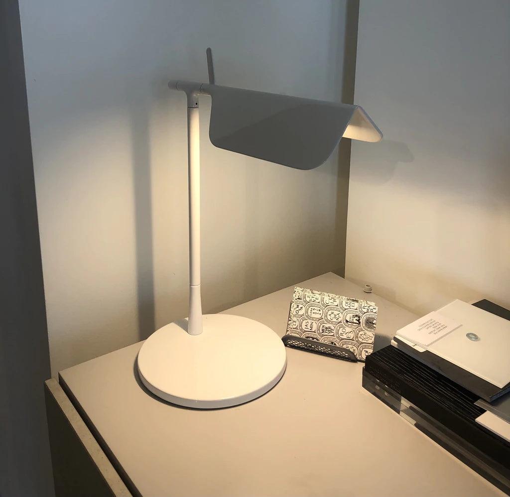 Pivot Ease Task lamp Table Lamp