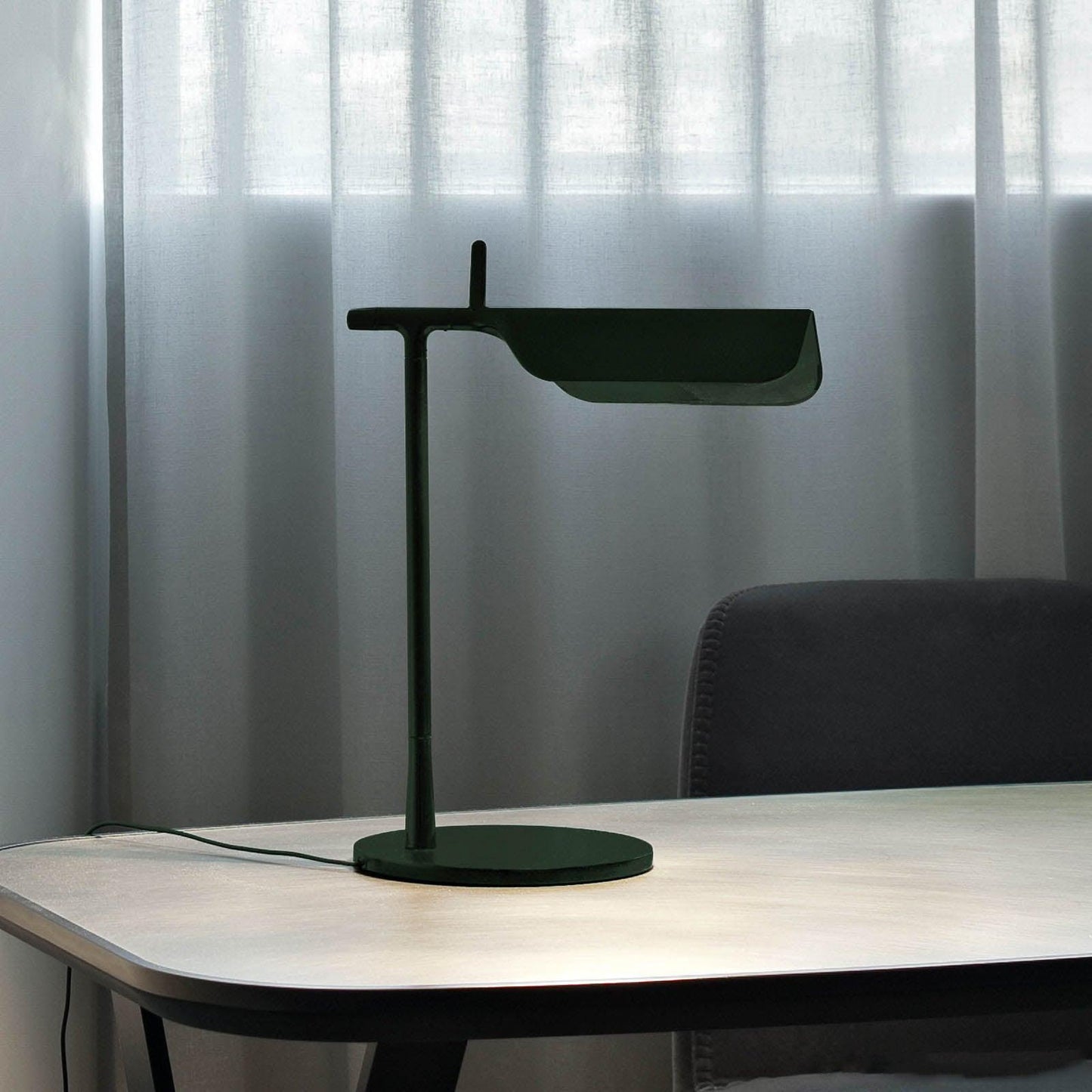 Pivot Ease Task lamp Table Lamp