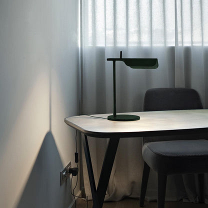 Pivot Ease Task lamp Table Lamp