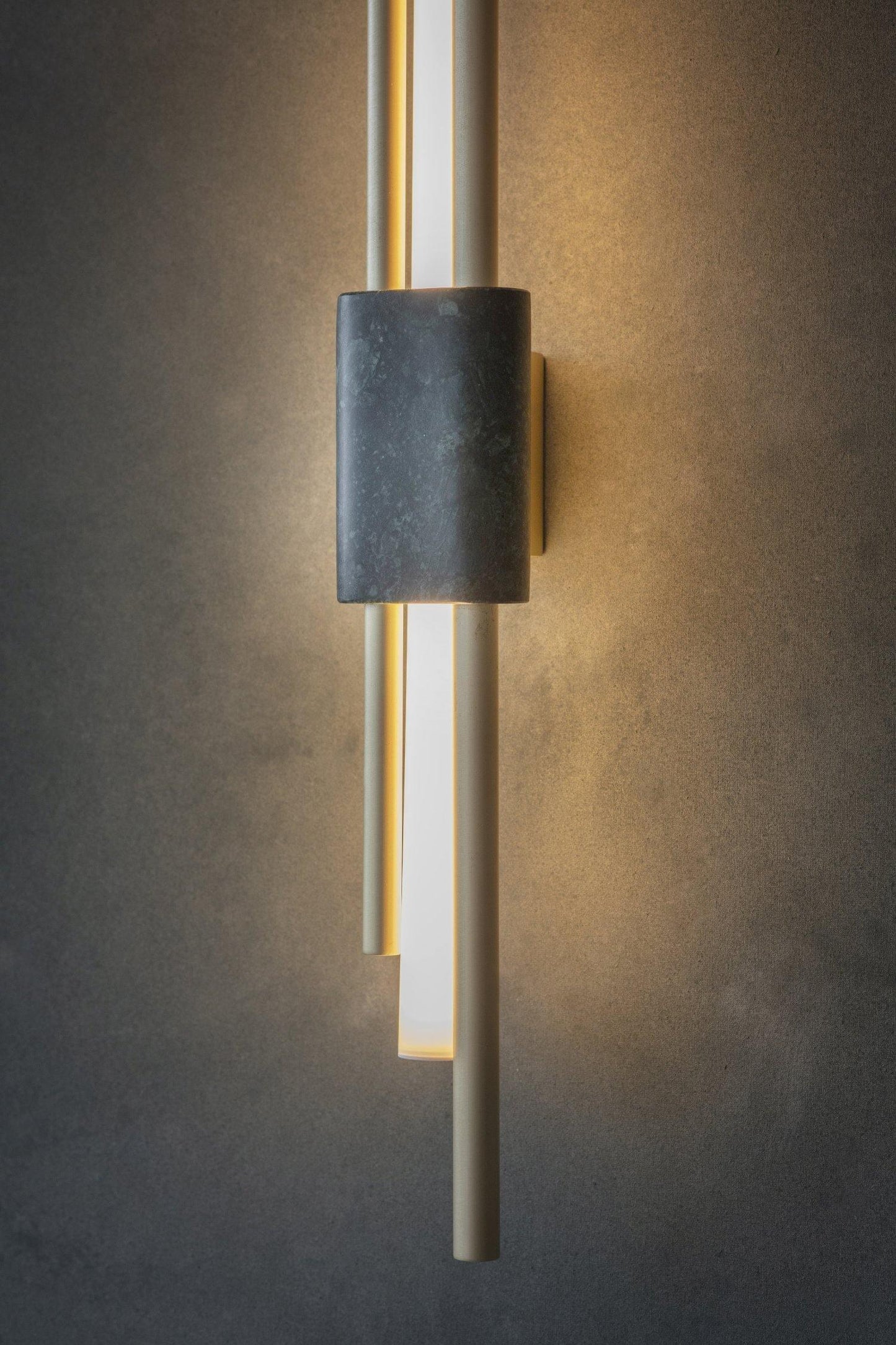 Tanto Sconce Wall Light