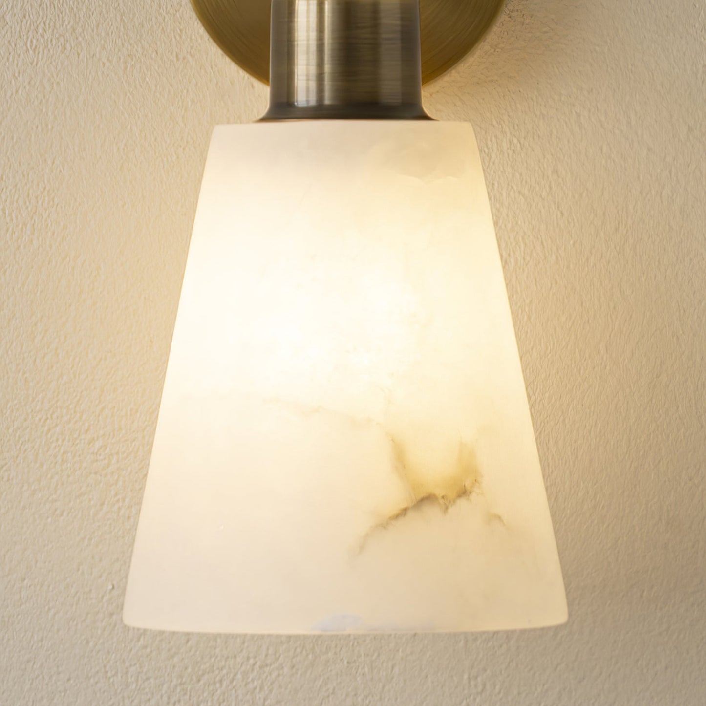 Tapered Alabaster Lamp bracket Wall Sconce