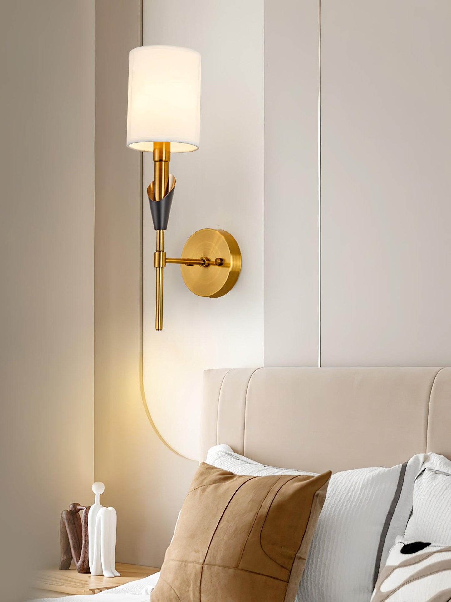 Tate Bracket light Wall Lamp