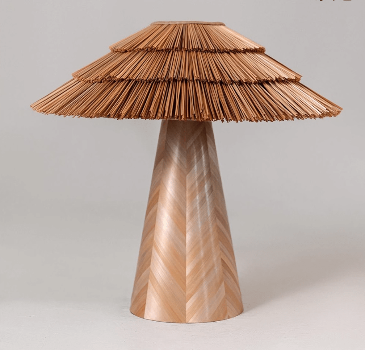 Thatch Table Lamp