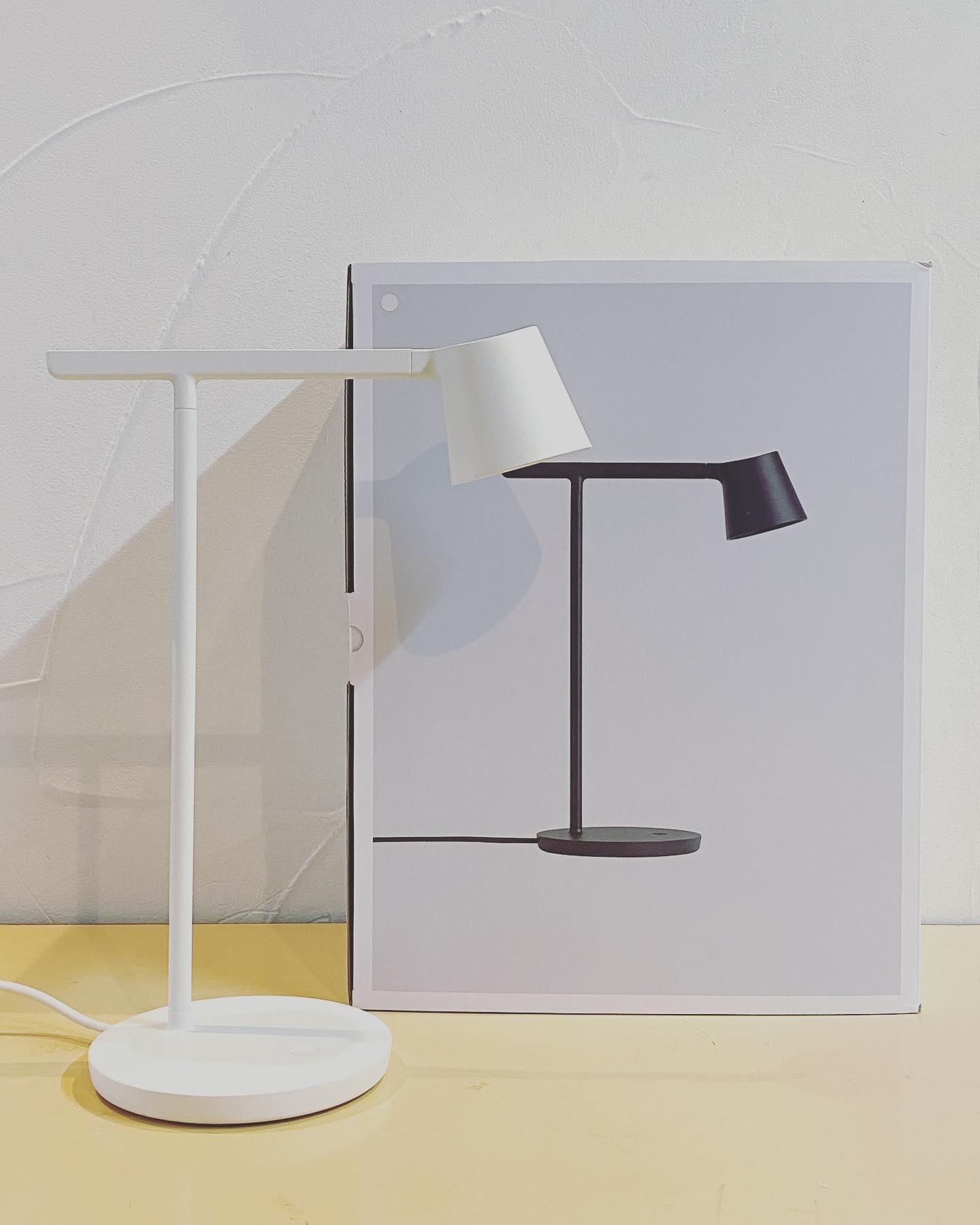 Tip Bedside lamp Table Lamp