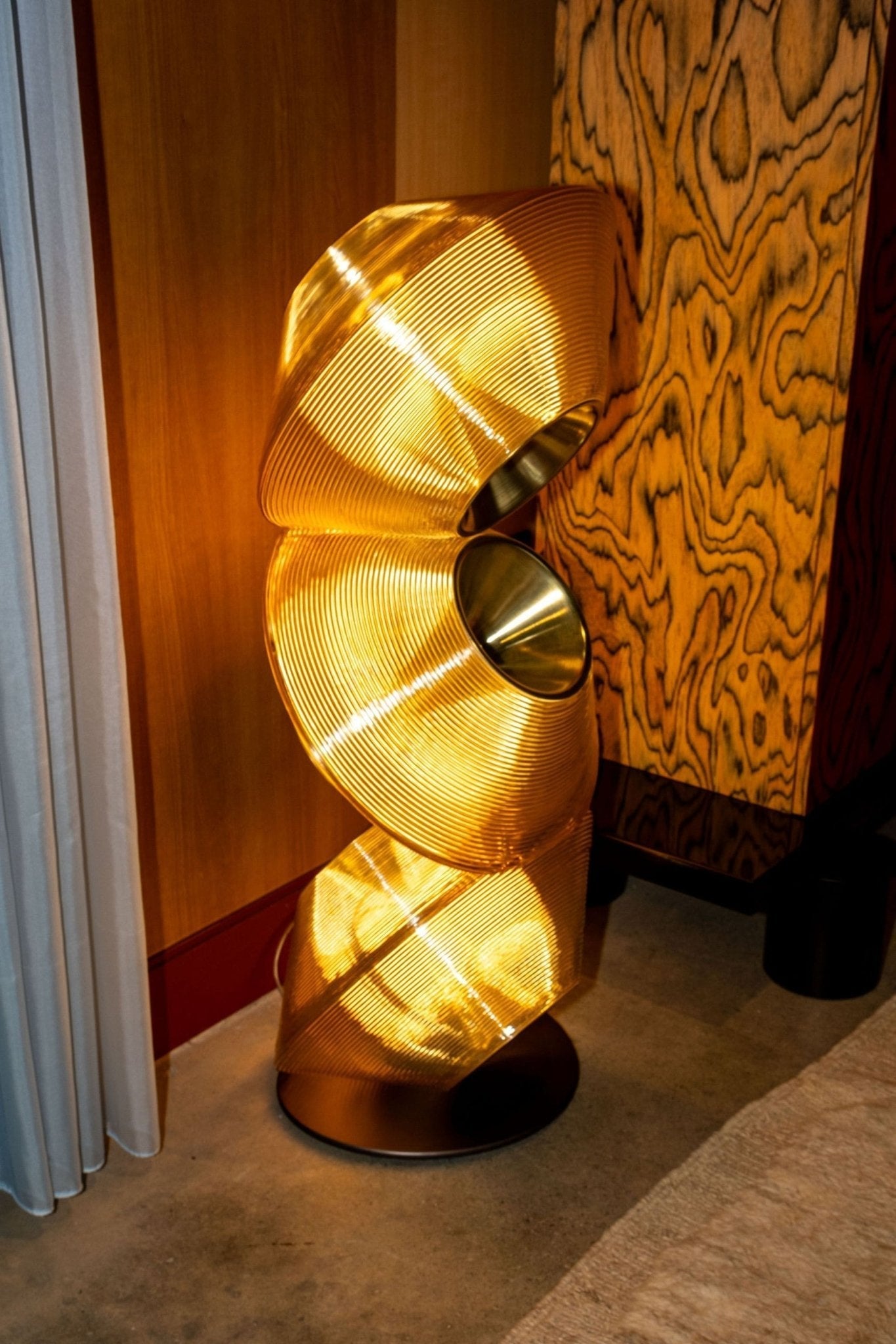 Tol Floor Lamp