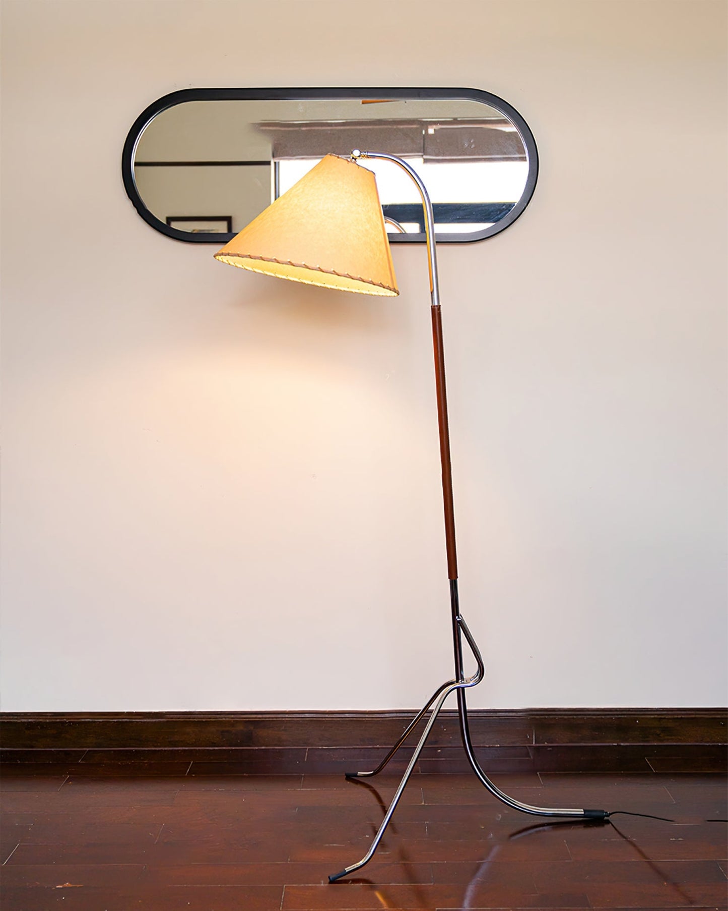 Tripod Arc Floor-standing Lamp Floor Lamp