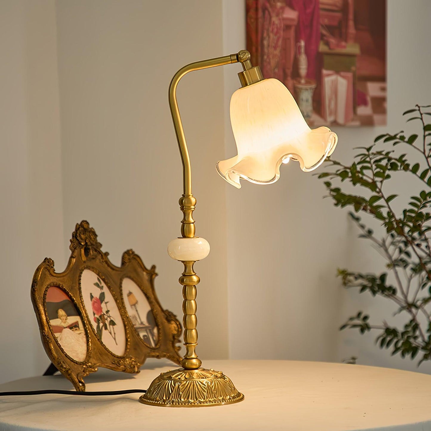 Tulip Brass Task lamp Table Lamp