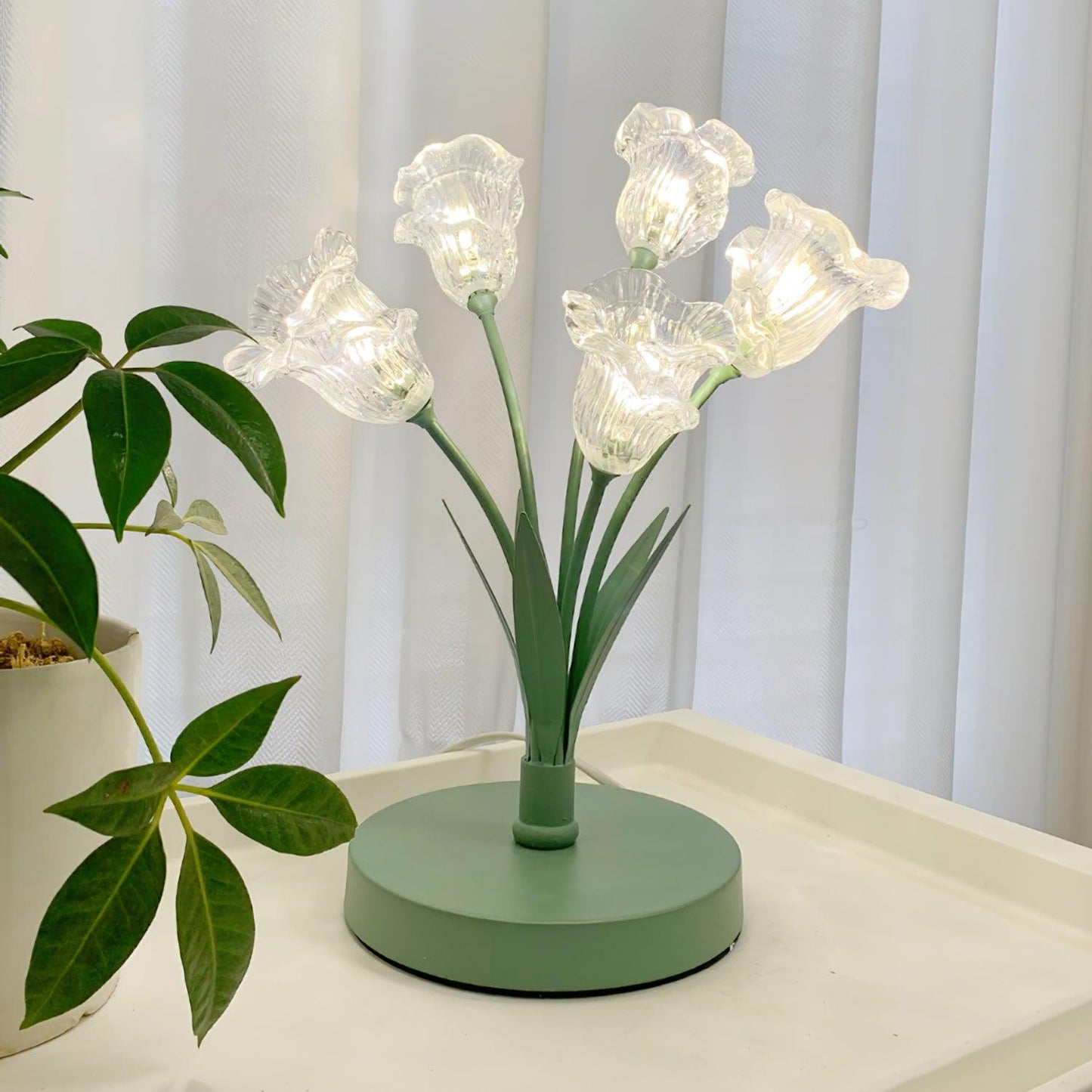 Tulip Flower Bedside lamp Table Lamp