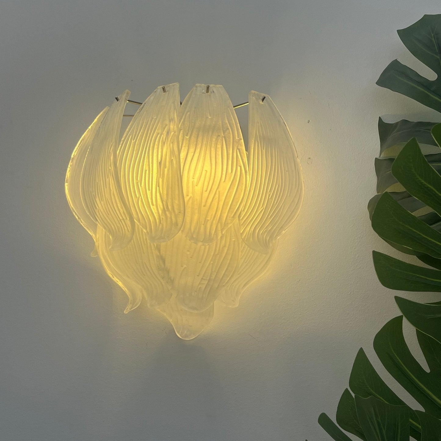 Tuliva Murano Wall Lamp