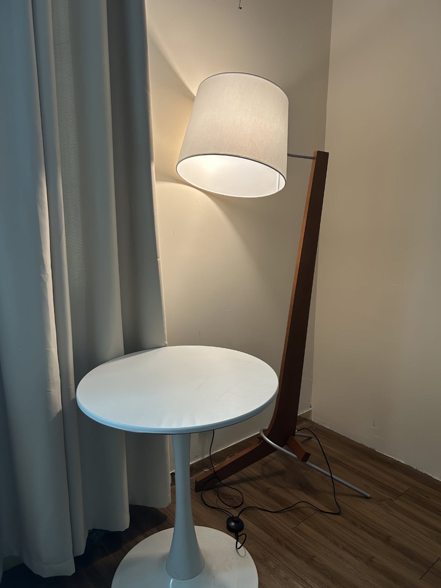 Tusk Arc Floor-mounted Lamp Floor Lamp