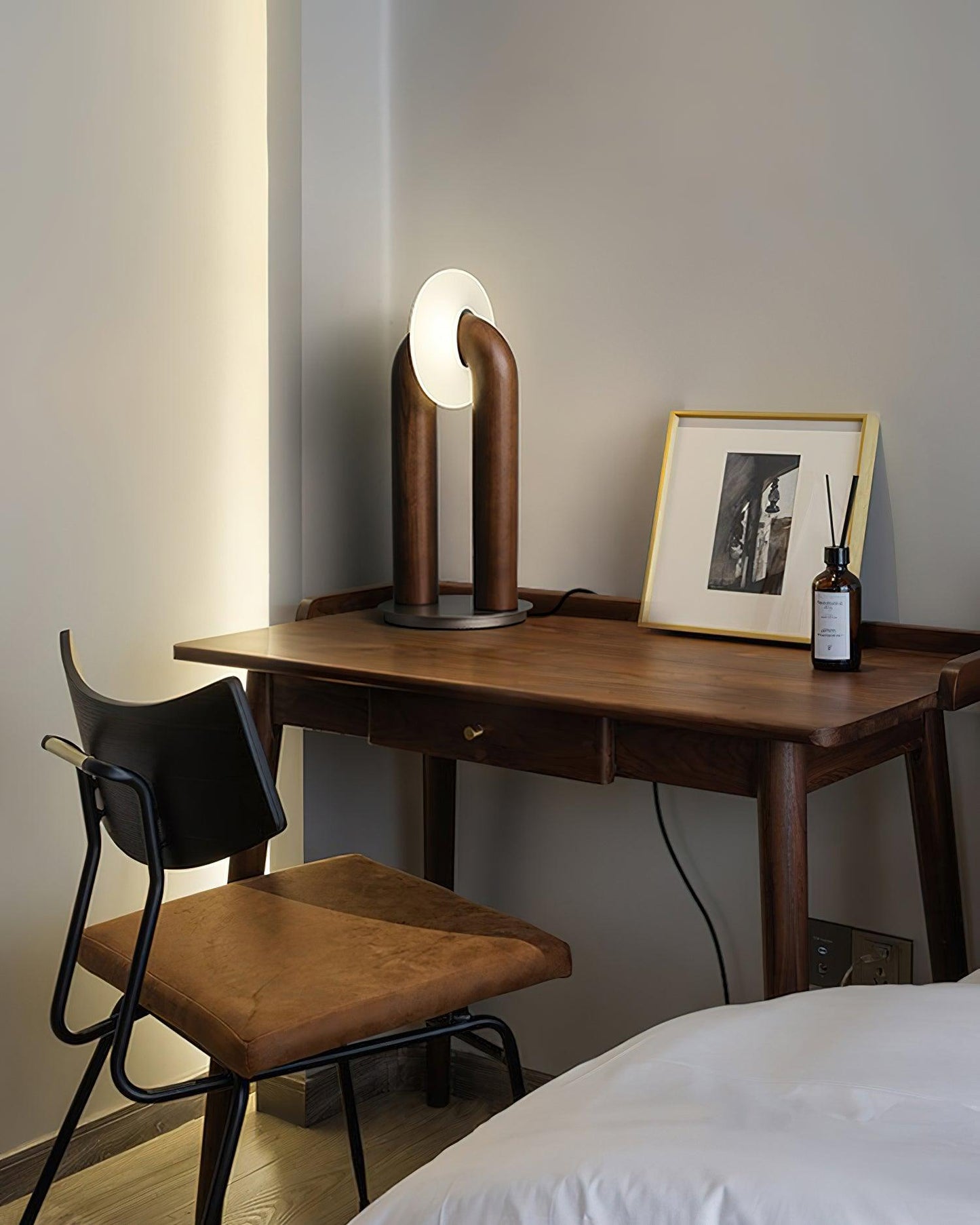 U-Shaped Xuanguang Side table lamp Table Lamp