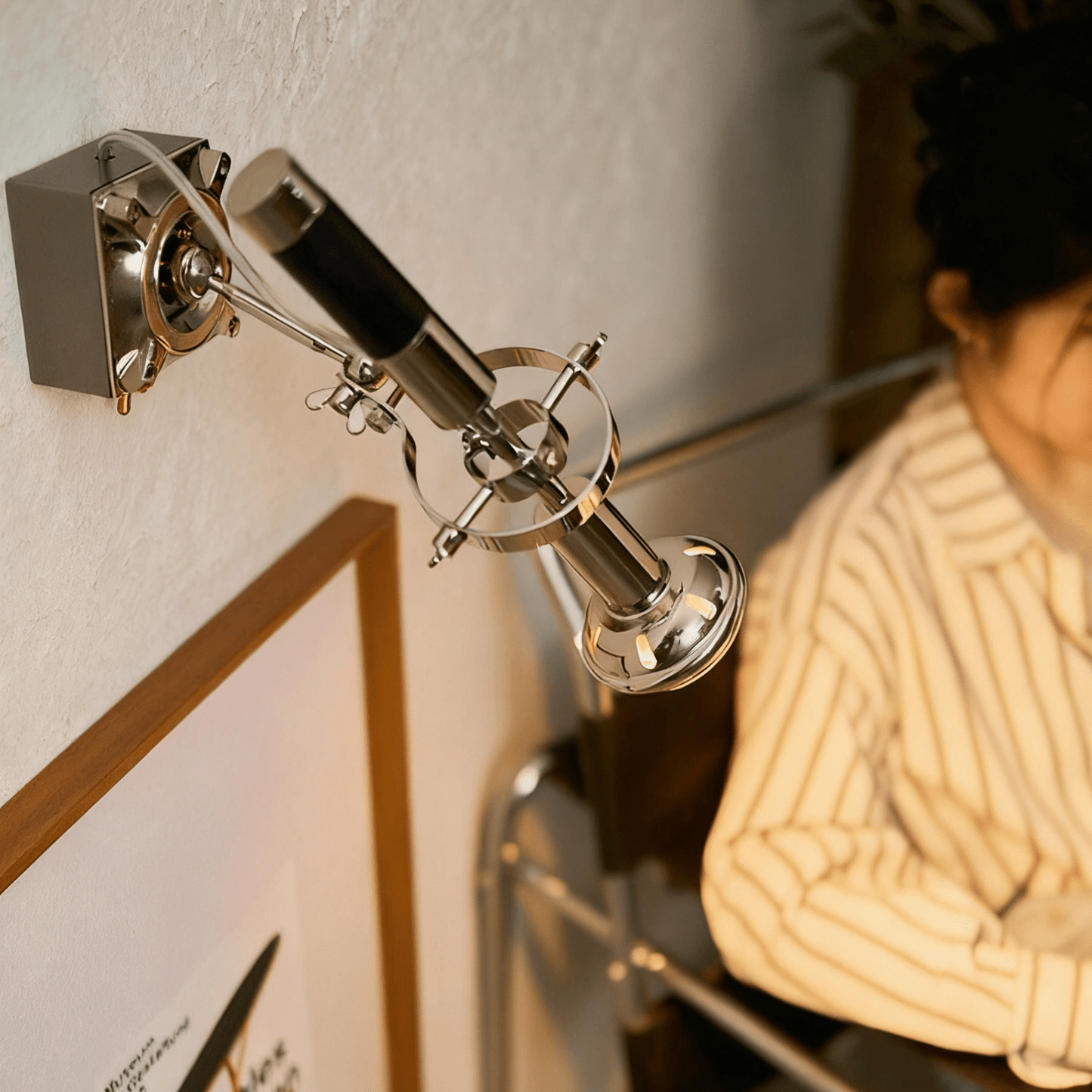 Urban Edge Wall Lamp