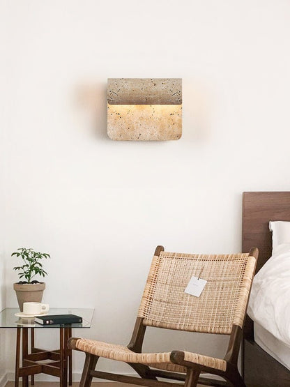 Vaelan Wall Lamp