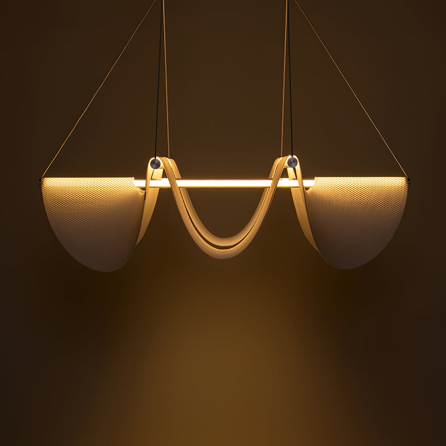 Vaelora Ribbon Pendant Lamp