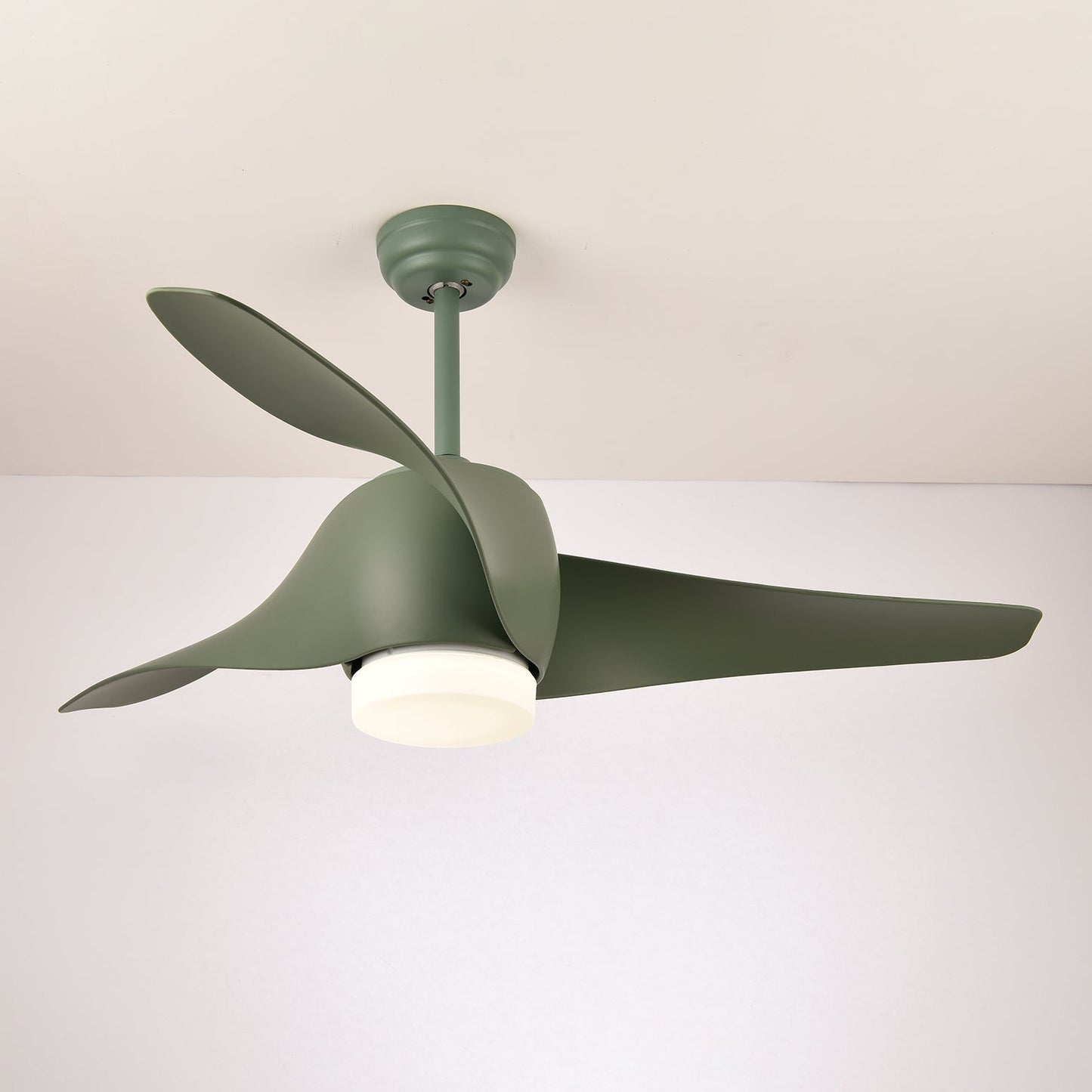 Verdantia Aero Ceiling Fan Light