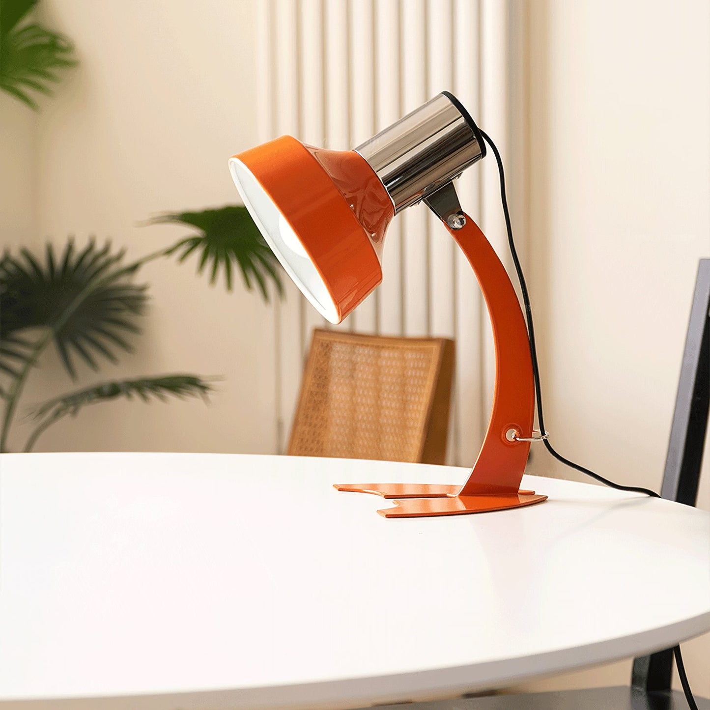 Fish Tail Arch Task lamp Table Lamp