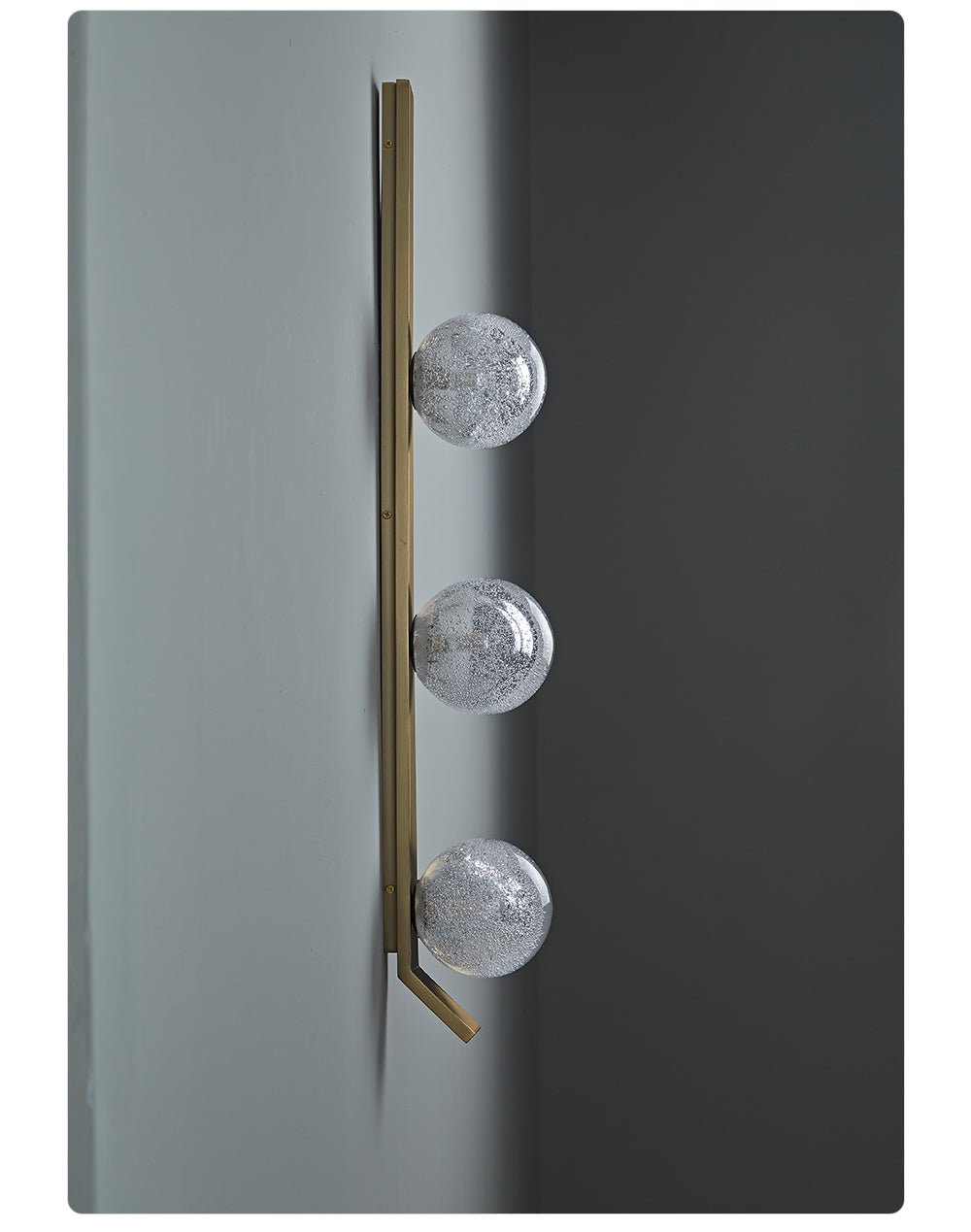 Vertical Balls Bar Sconce