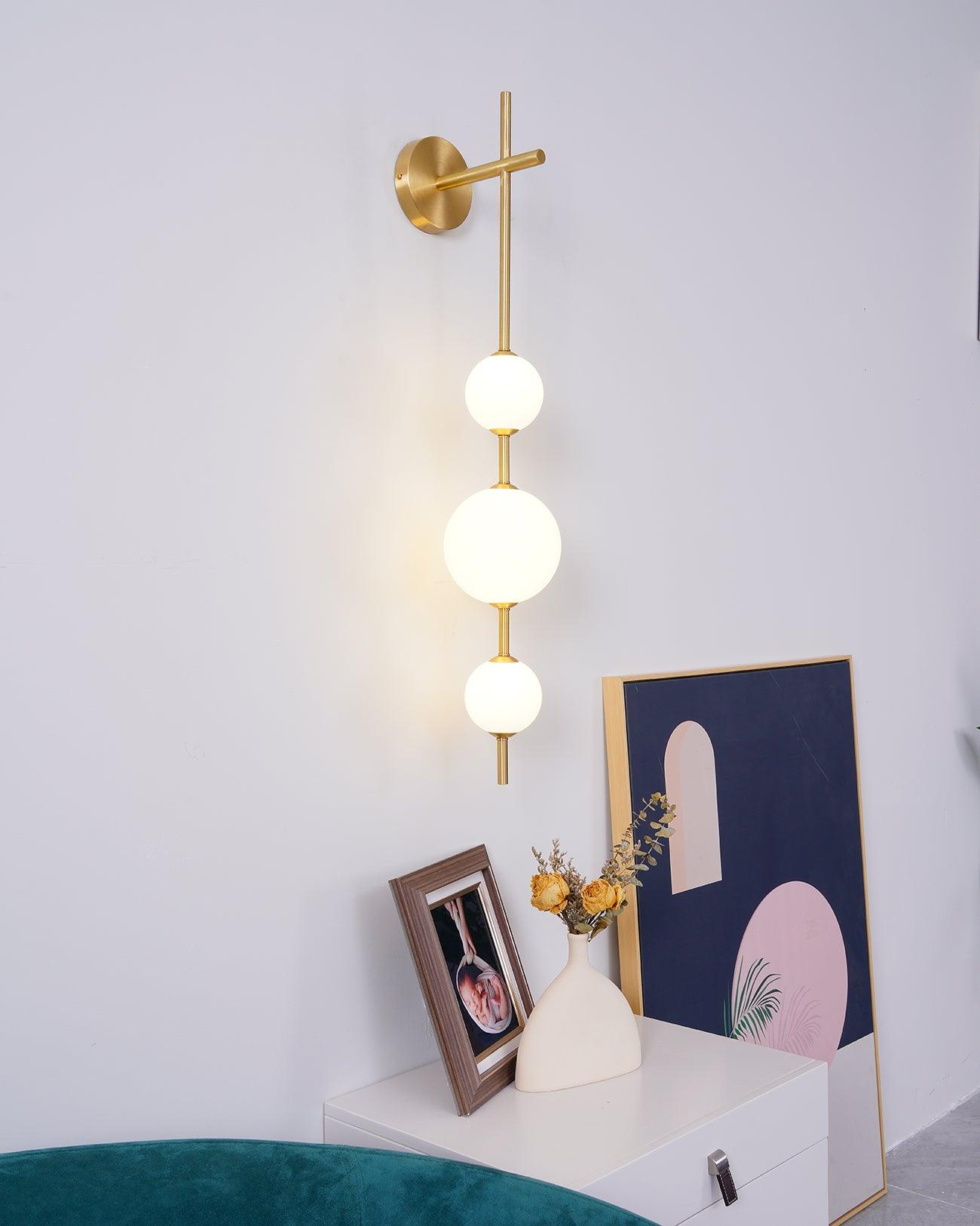 Vertical Globe Plug-in Lamp bracket Wall Lamp