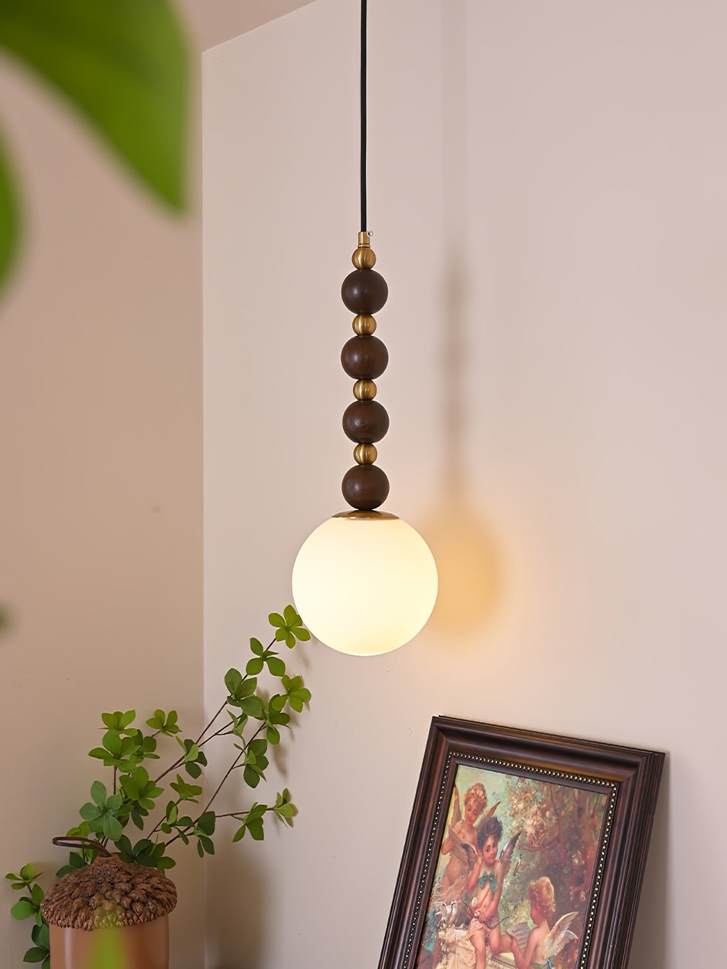 Vertical Walnut Balls Houselight Pendant Lamp