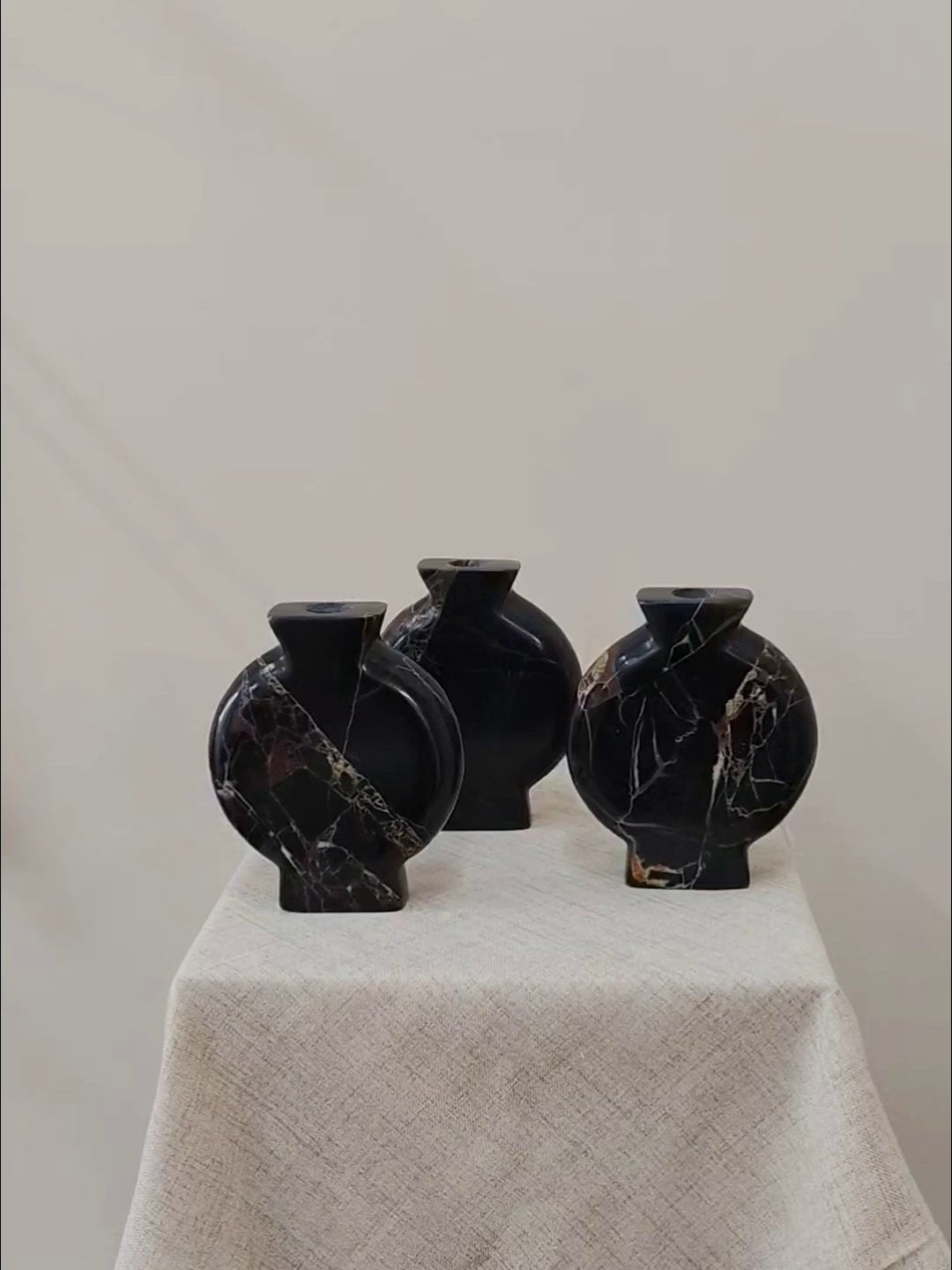 Vetra Noir Marble Vase
