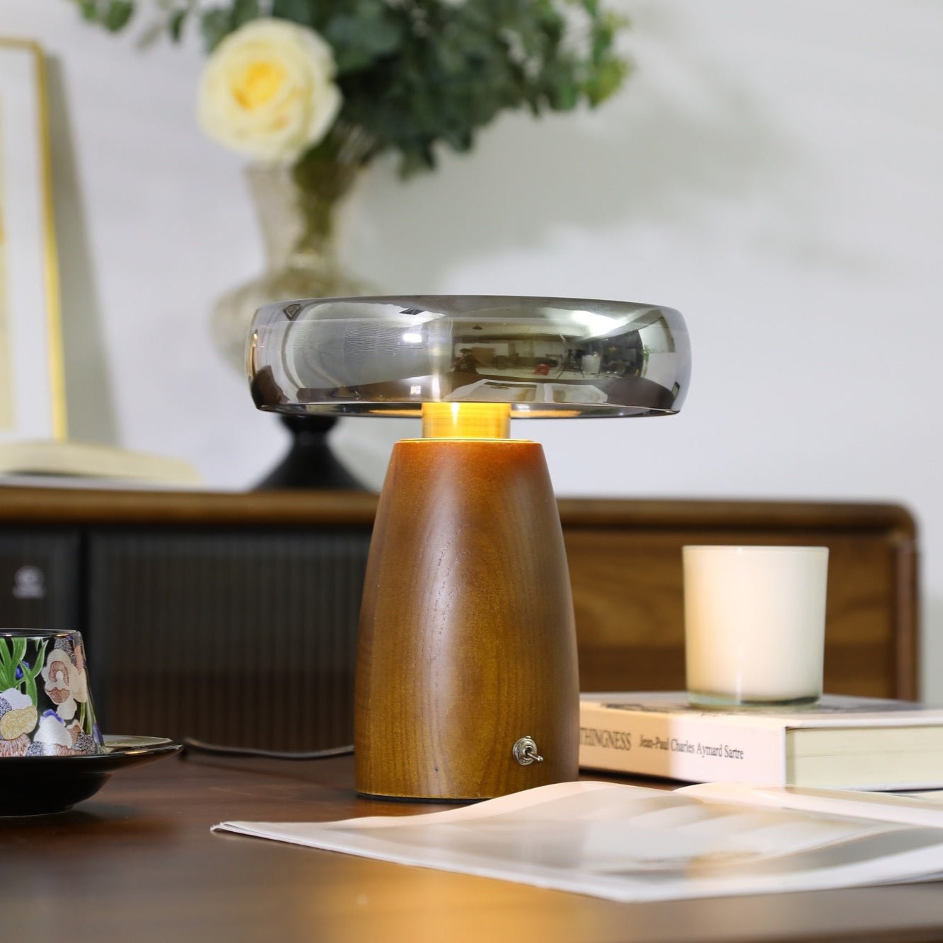 Veyra Table Lamp