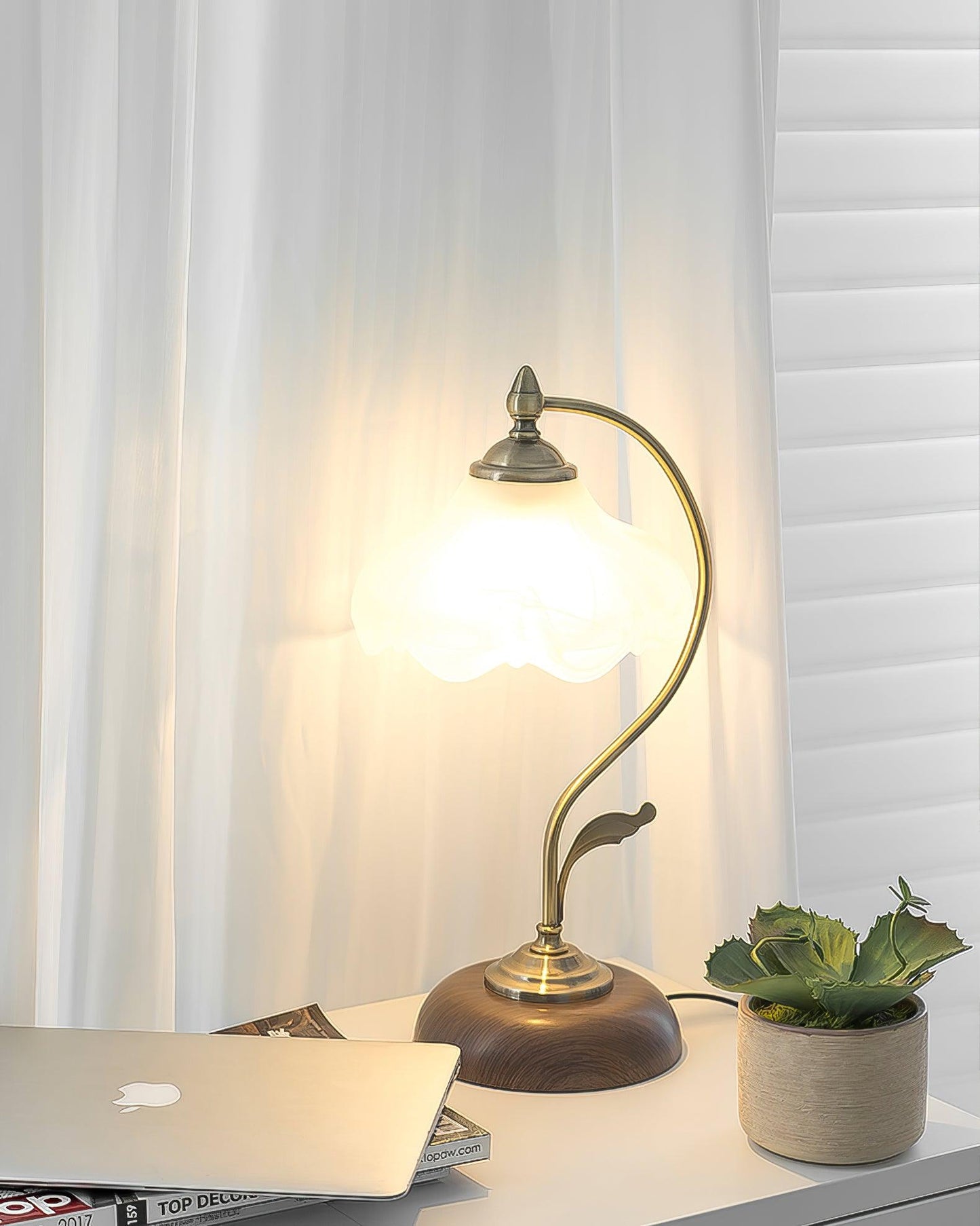Vintage Laiton Work lamp Table Lamp