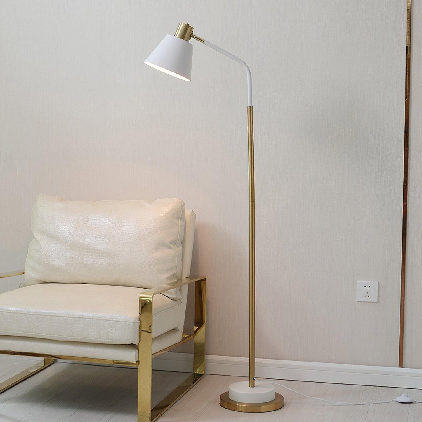 Visual Comfort Standing Lamp Floor Lamp