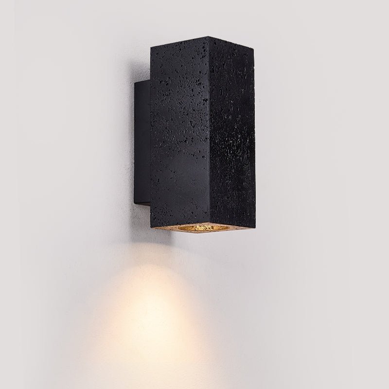 Volkris Wall Lamp