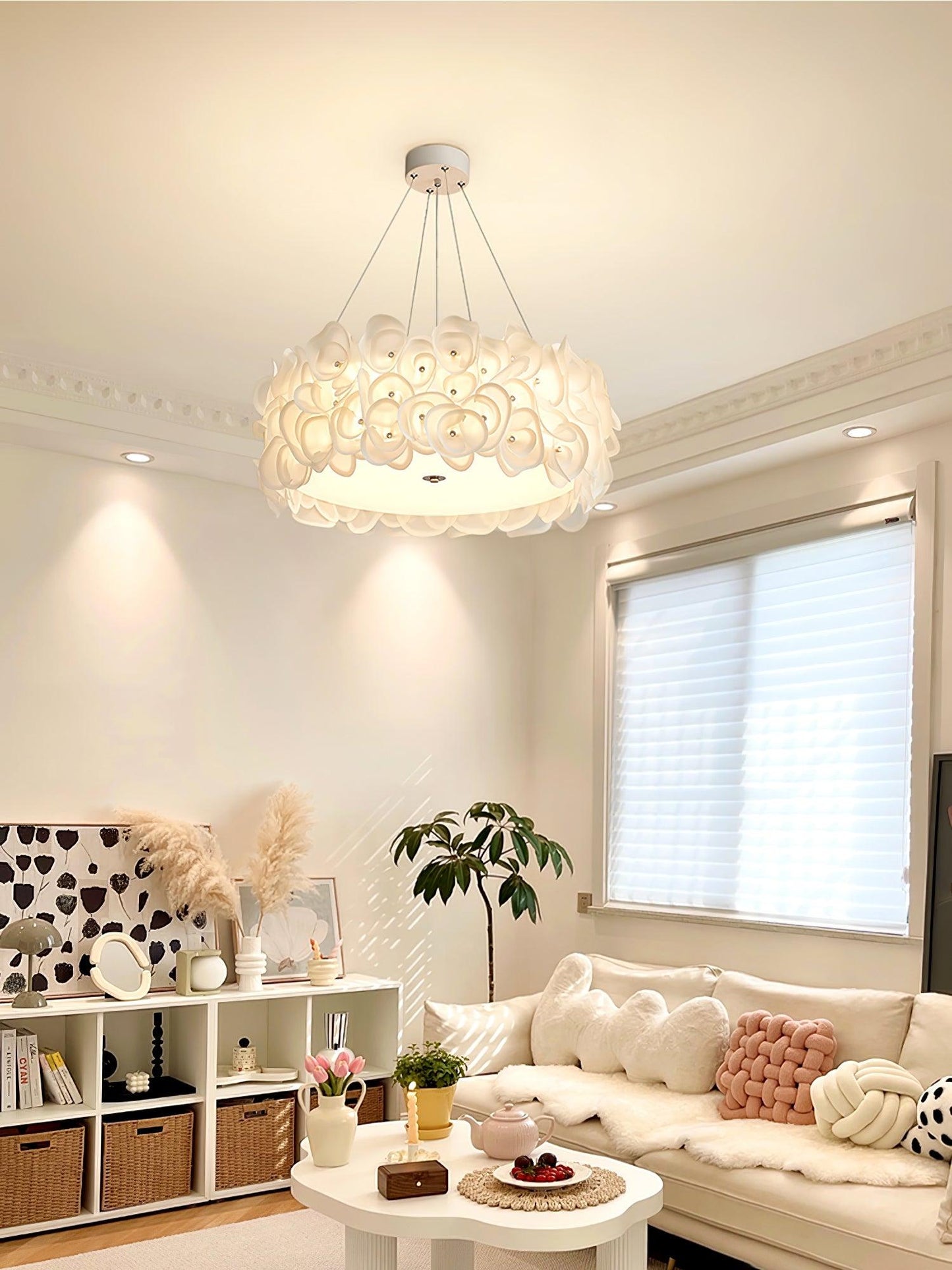 White Hydrangea Houselight Pendant Lamp