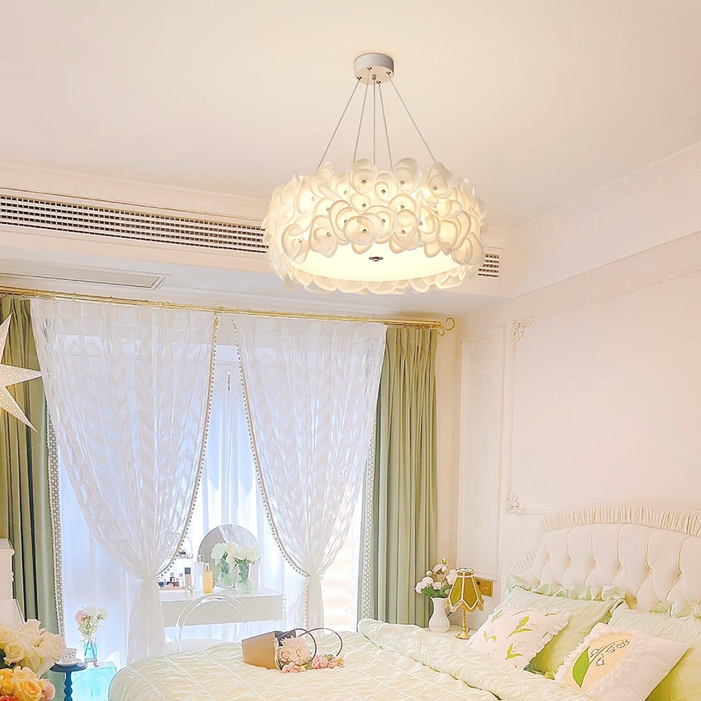 White Hydrangea Houselight Pendant Lamp