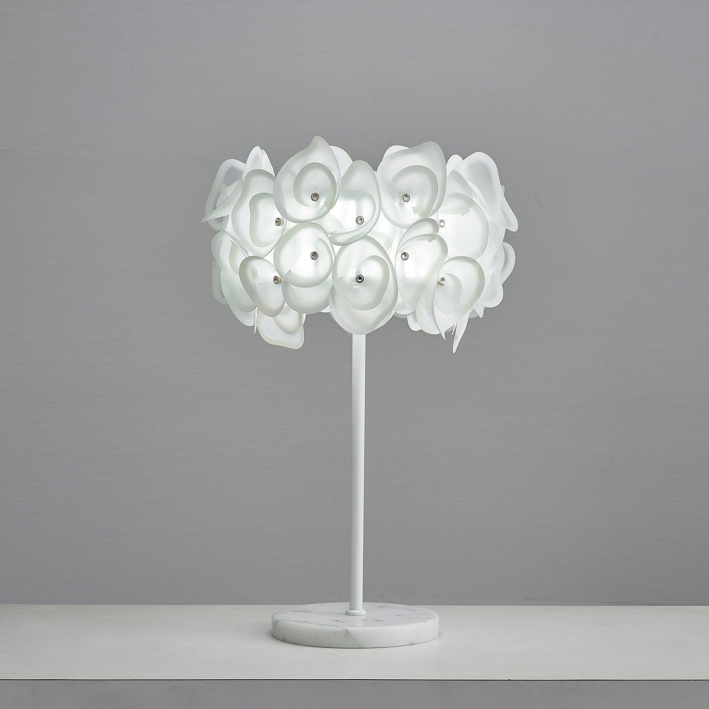 White Hydrangea Portable lamp Table Lamp