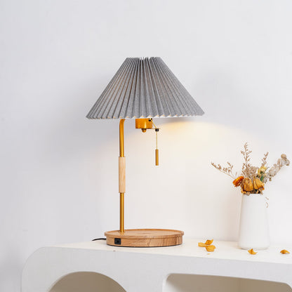 Pleated Retro Wooden Table Lamp