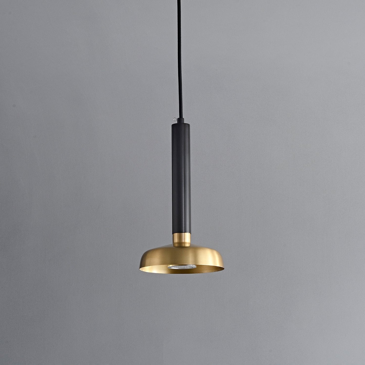 Zephyros Pendant Lamp
