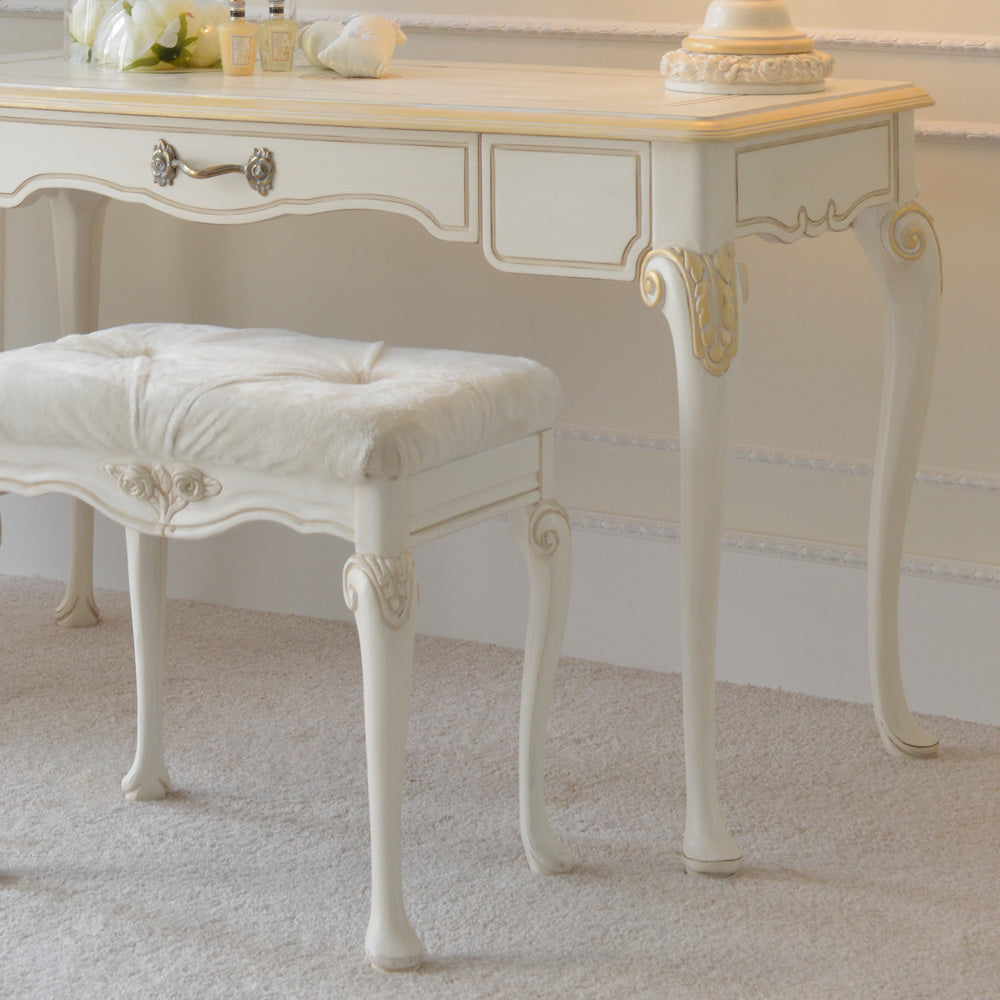 Classic Ivory and Gold Italian Dressing Table