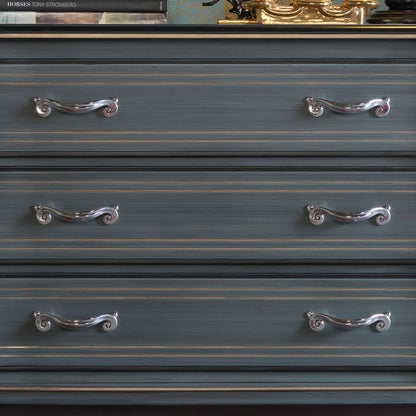 Classic Style Italian Chest Of Drawers