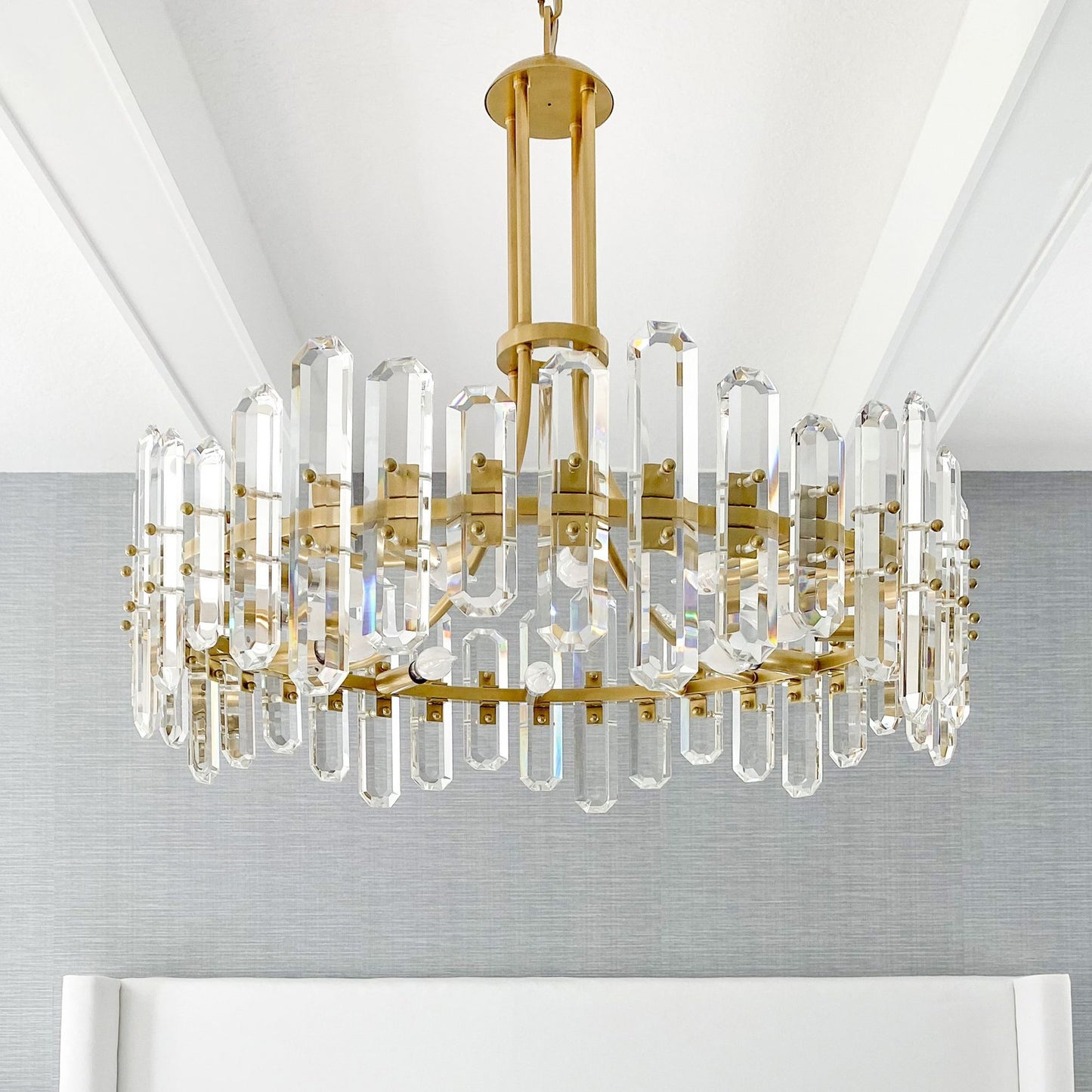 Crystorama Bolton 31"W Aged Brass 12-Light Crystal Chandelier