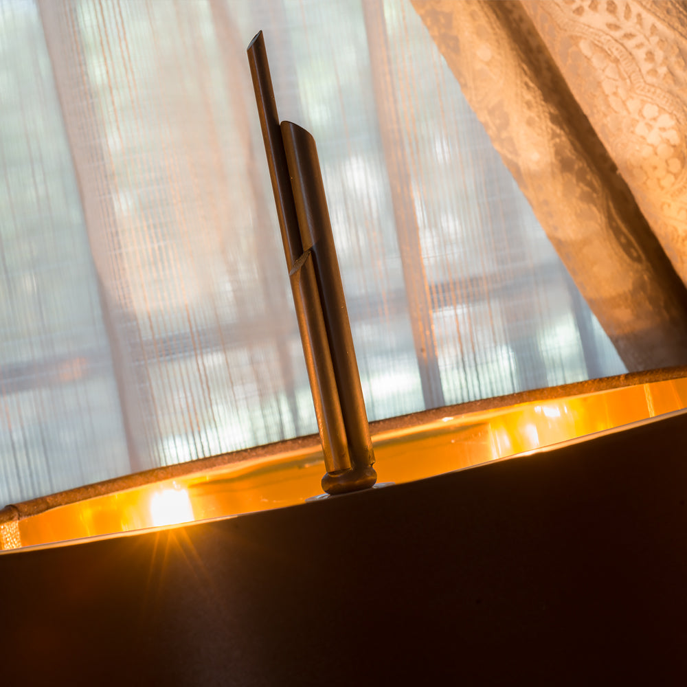 Exclusive Italian Brown And Gold Table Lamp