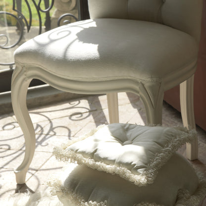 High Button Backed Designer Italian Chair