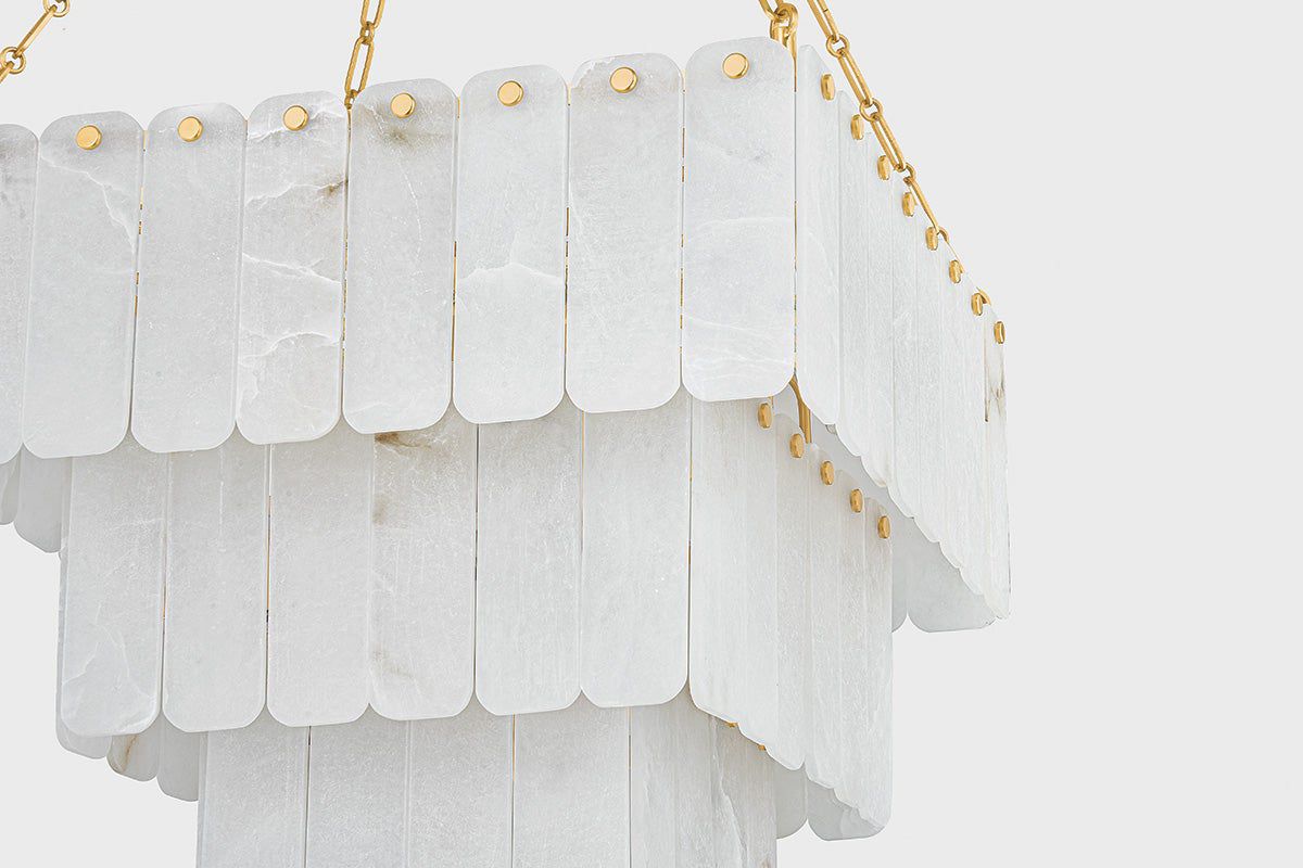 Hudson Valley Moissanite 26" 33 Lt. Aged Brass Chandelier