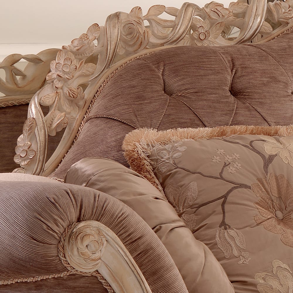 Luxurious Designer Italian Pink Velvet Sofa