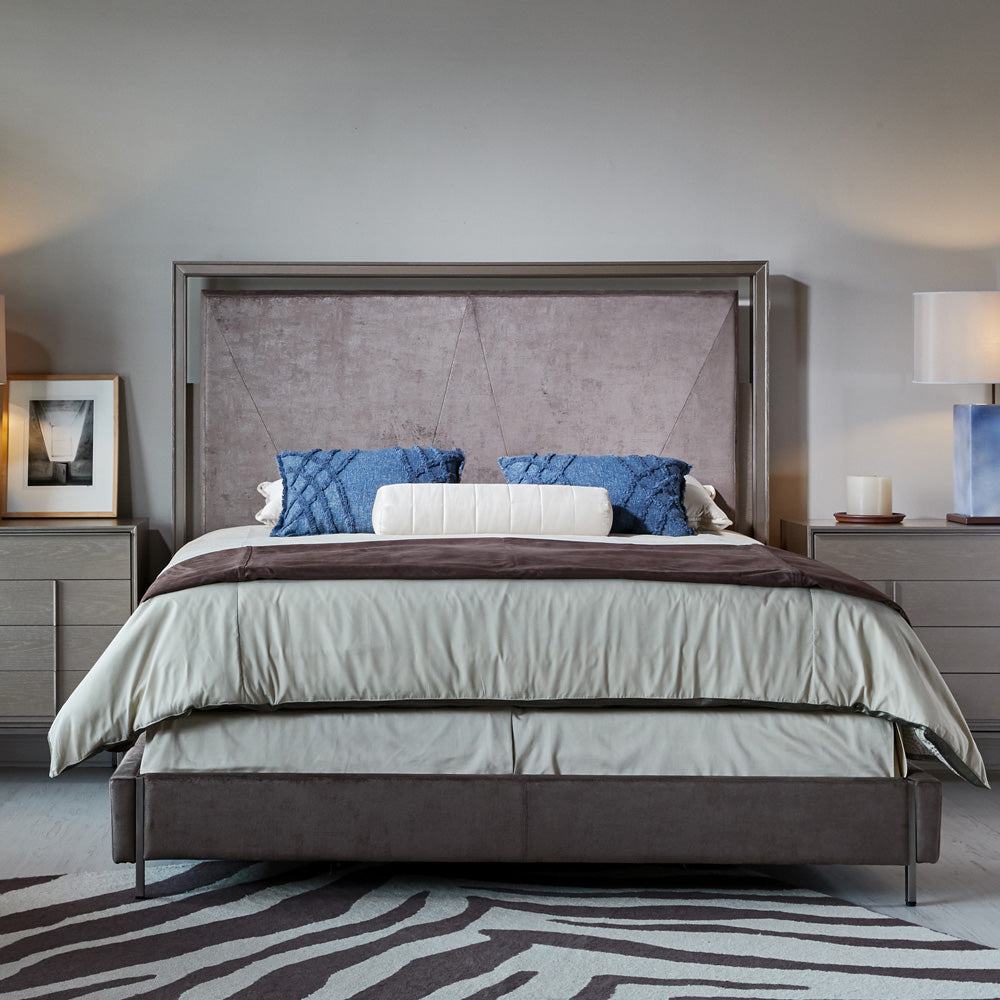 Luxury Metal Frame King Size Bed