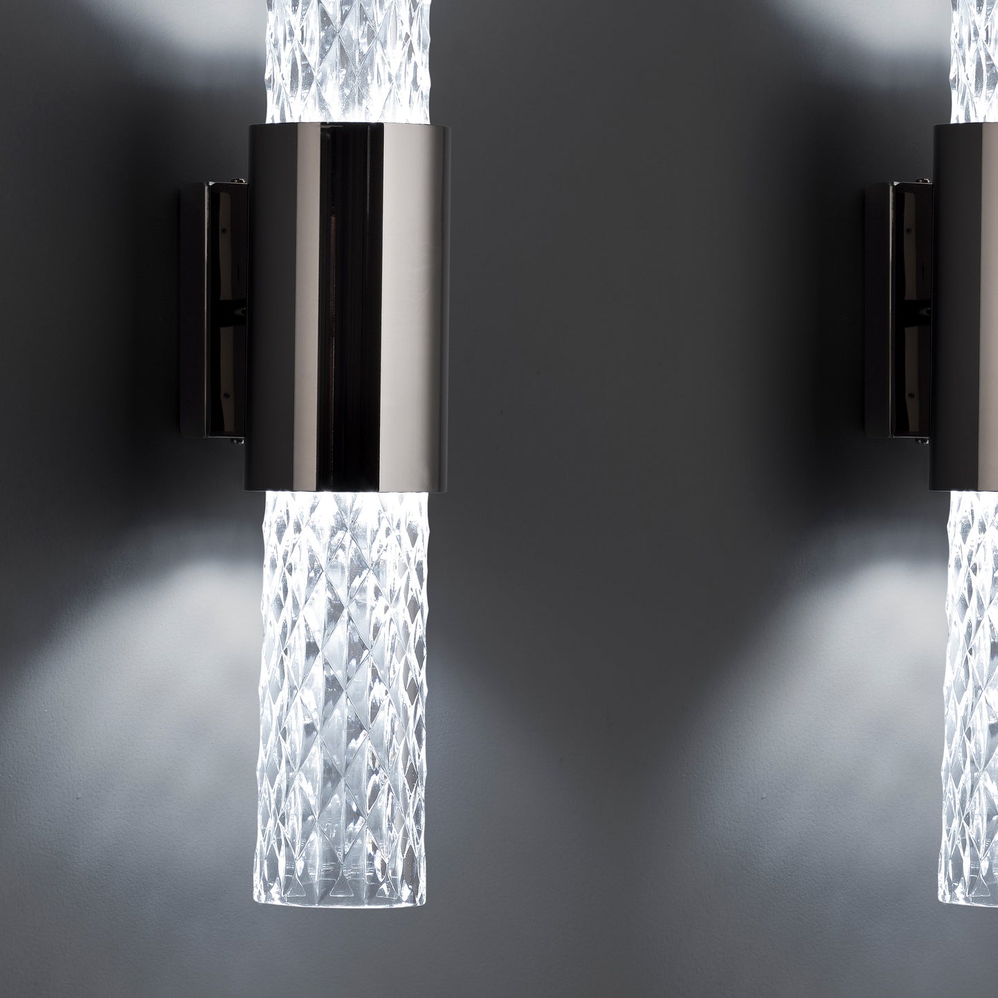 Modern Vertical Faceted Crystal Wall Light