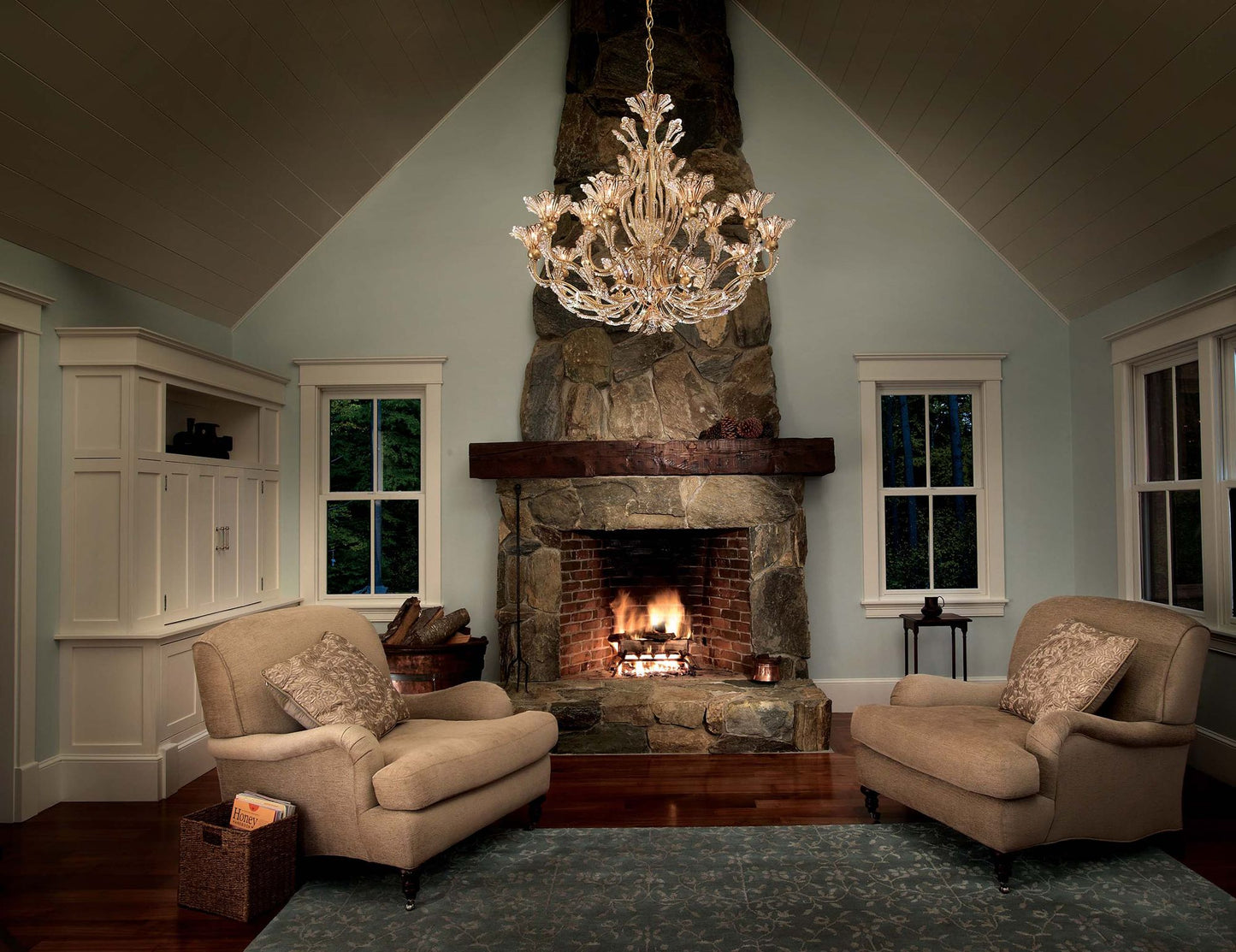 Rivendell 27"H x 32"W 16-Light Crystal Chandelier in Etruscan Gol